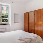 Via Colombo 12 - Trilocale شقة *