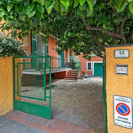 Via Colombo 12 - Trilocale *